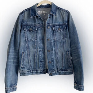 GAP 100% Cotton Jean Denim Jacket Medium Wash  Size S